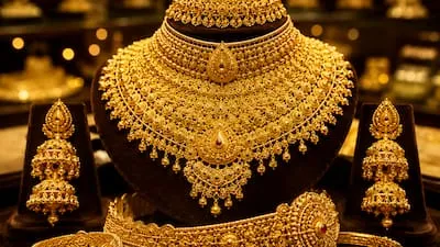 ఈరోజు బంగారం ధరలు 24-10-2026: 24 క్యారెట్, 22 క్యారెట్ గోల్డ్ రేట్ ఎంత?